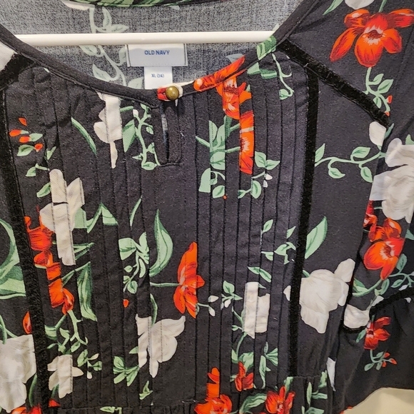 Old Navy Floral  Girla Dress size Junios XL (14) NWT - Picture 6 of 11